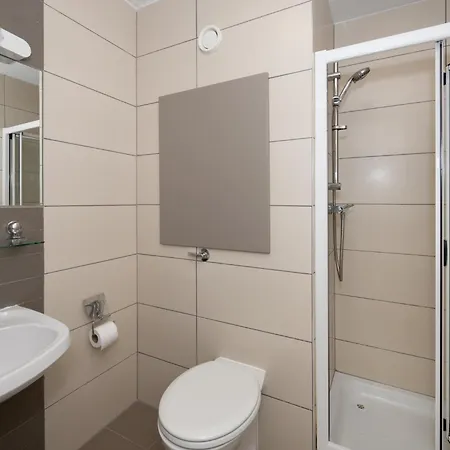 Victoria - Ucc Summer Beds