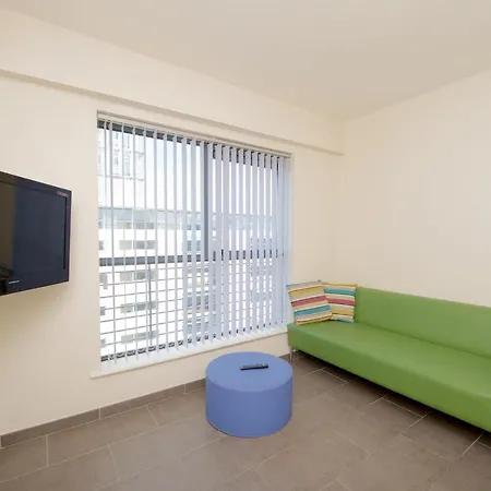 Victoria - Ucc Summer Beds *