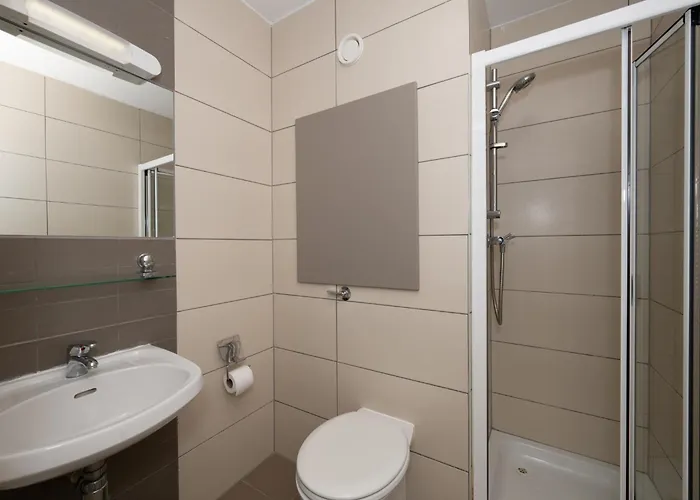 Victoria - Ucc Summer Beds *