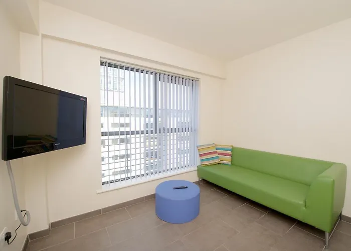 Victoria - Ucc Summer Beds *